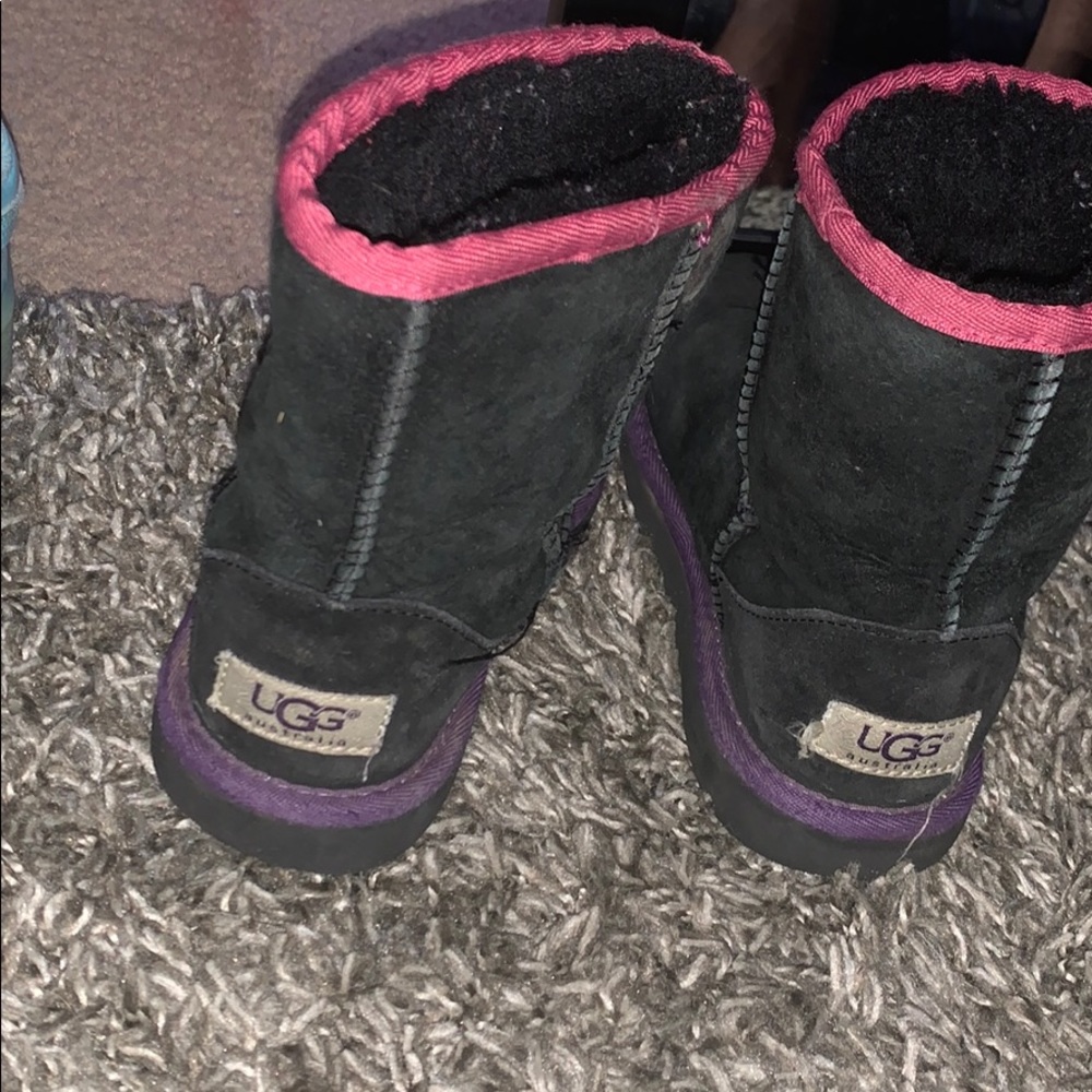 black uggs